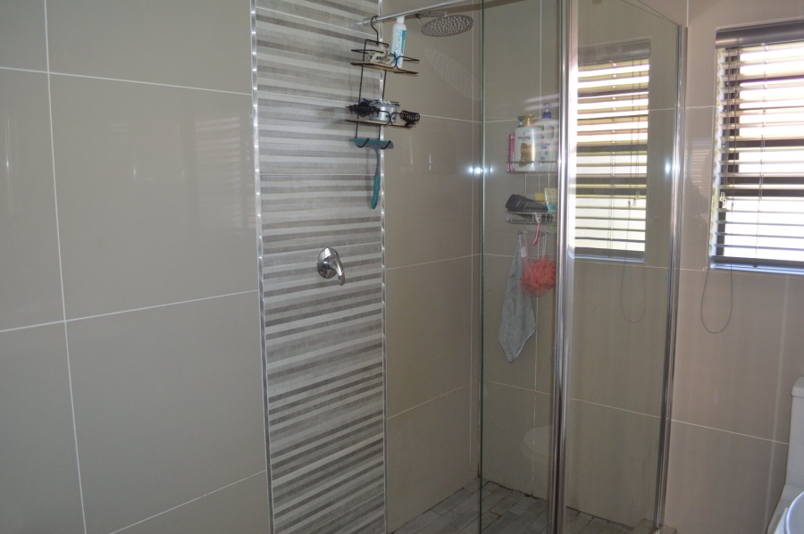 3 Bedroom Property for Sale in Flamwood North West